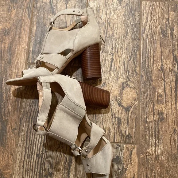 Peep Toe Bootie - Picture 5 of 7